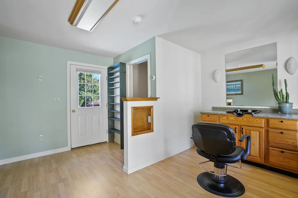 66 Stillwater Circle Rochester NH 03839