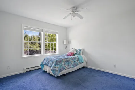 66 Stillwater Circle Rochester NH 03839
