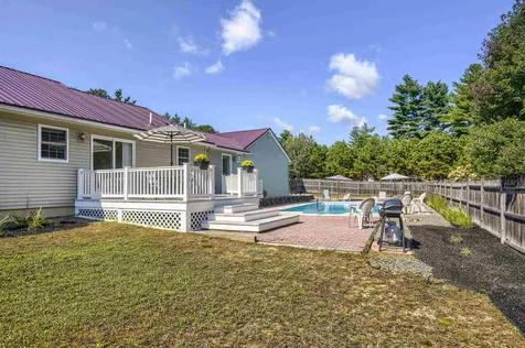66 Stillwater Circle Rochester NH 03839