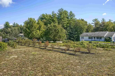 66 Stillwater Circle Rochester NH 03839