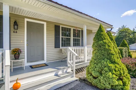 66 Stillwater Circle Rochester NH 03839