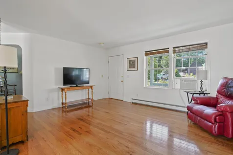 66 Stillwater Circle Rochester NH 03839