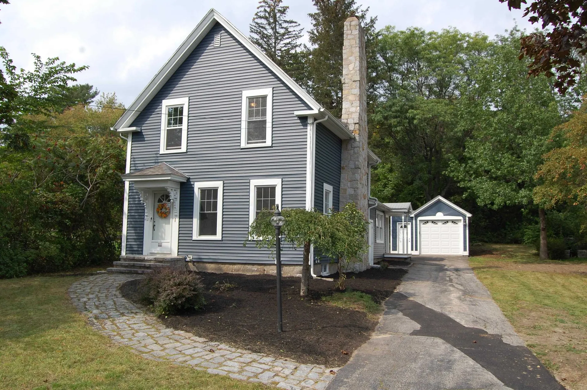 412 Arah Street Manchester NH 03104