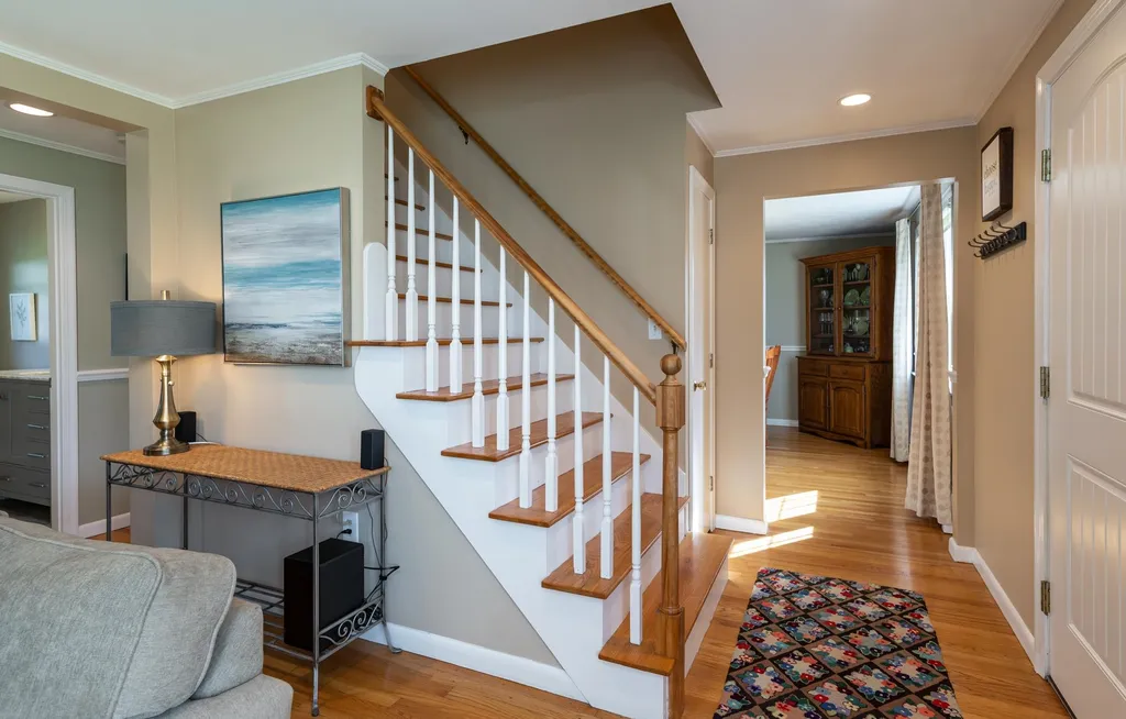 7 Hopi Drive Nashua NH 03063