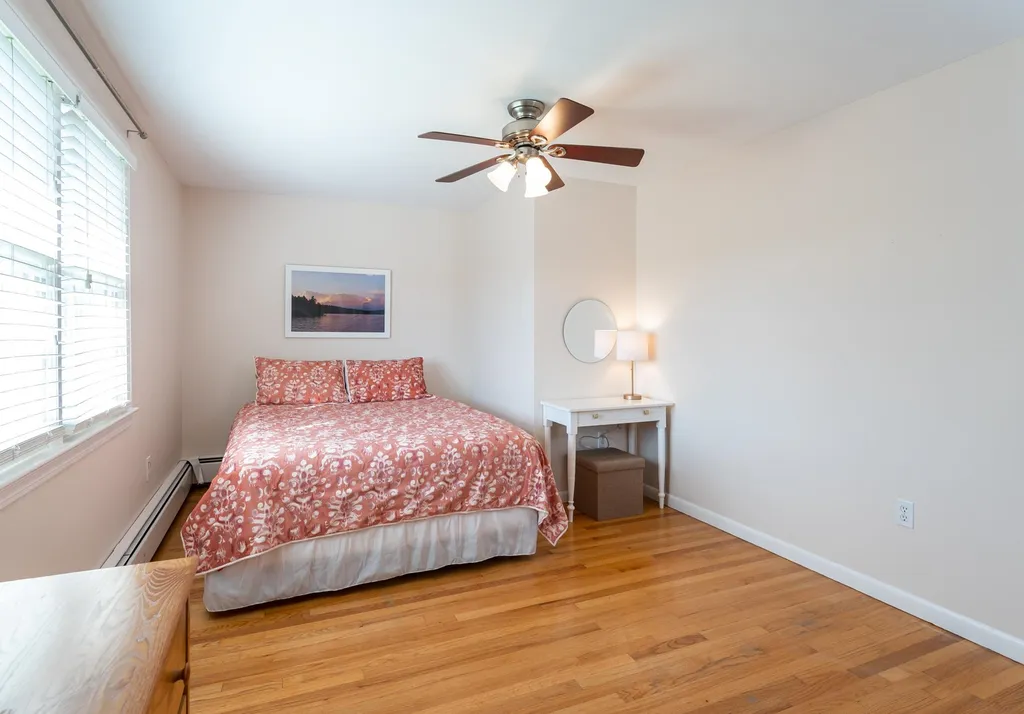 7 Hopi Drive Nashua NH 03063