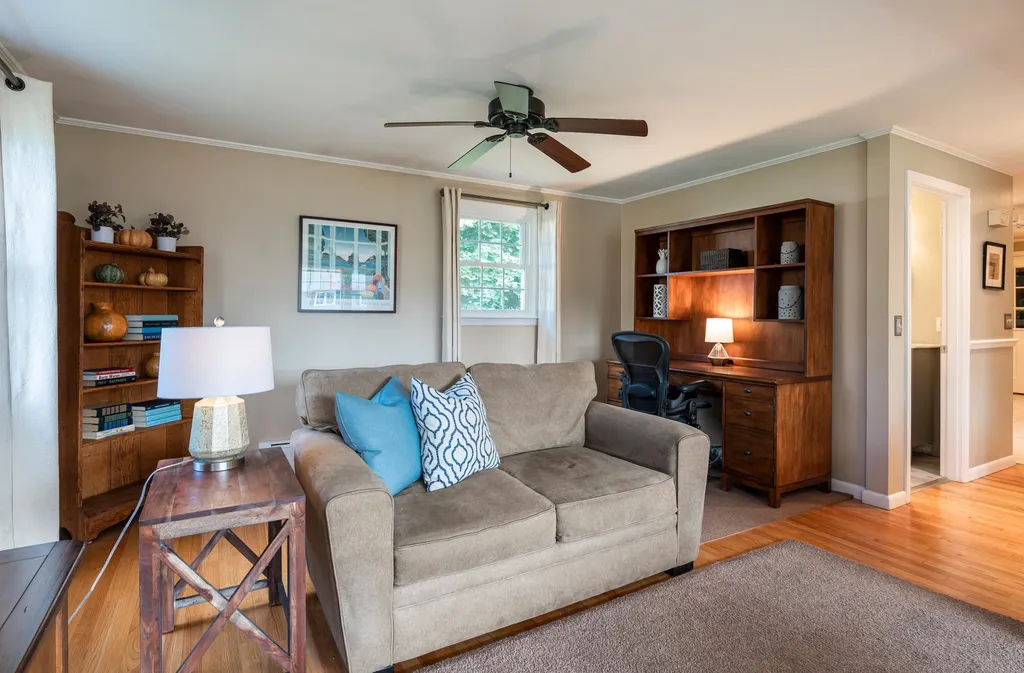 7 Hopi Drive Nashua NH 03063