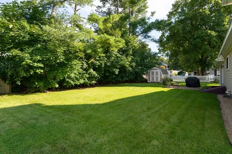 7 Hopi Drive Nashua NH 03063