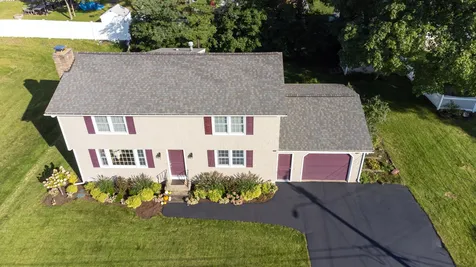 7 Hopi Drive Nashua NH 03063