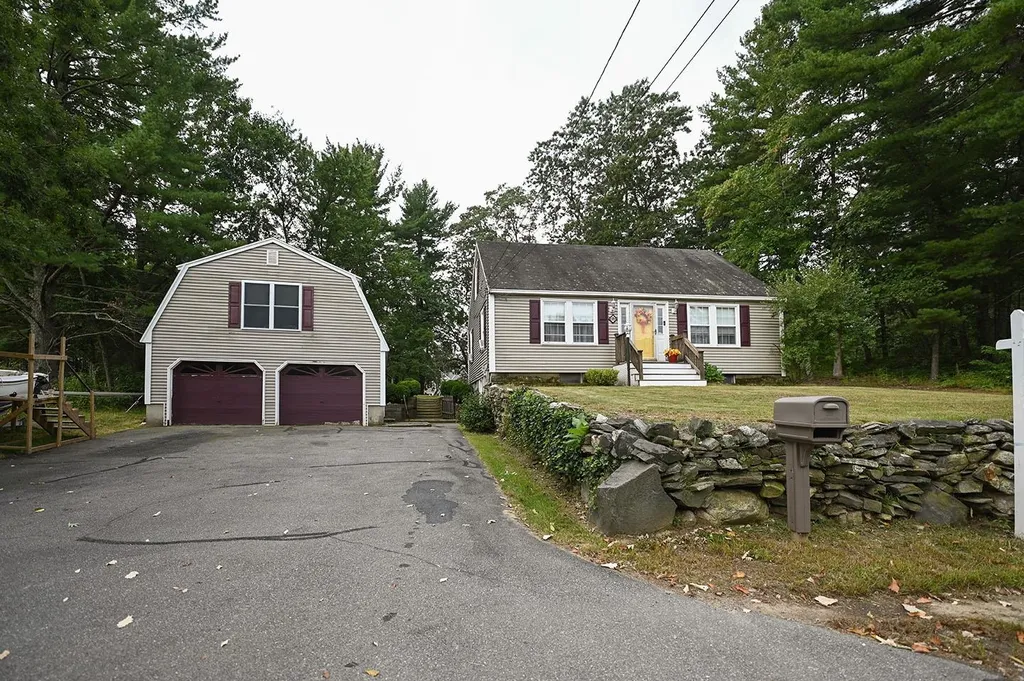 46 Jericho Road Pelham NH 03076