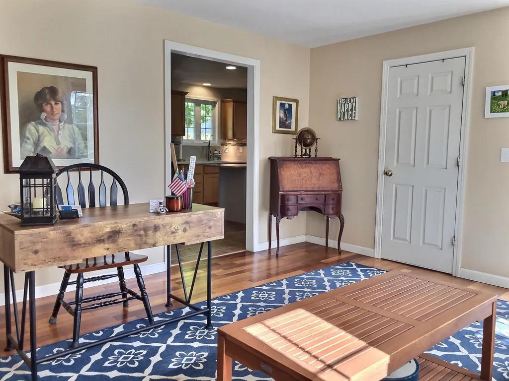 318 Old Post Road Newbury NH 03255