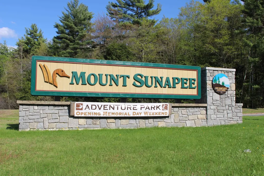 318 Old Post Road Newbury NH 03255