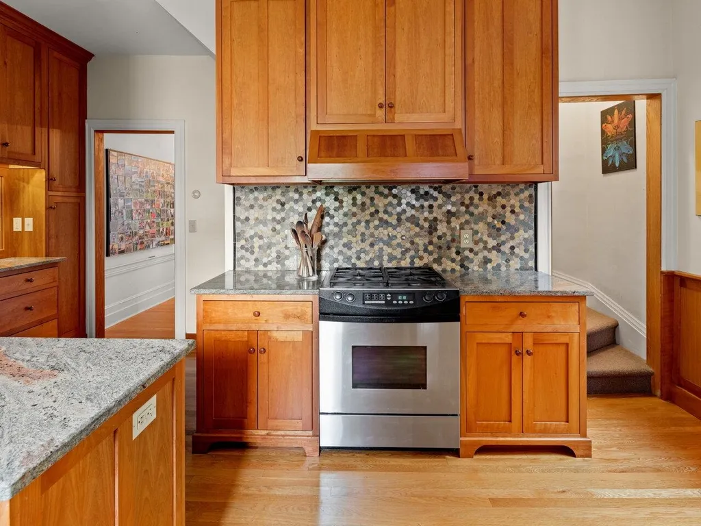 57 Brookes Avenue Burlington VT 05401