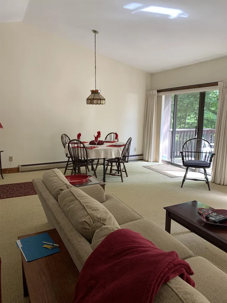 445 Old Quechee Road Hartford VT 05059