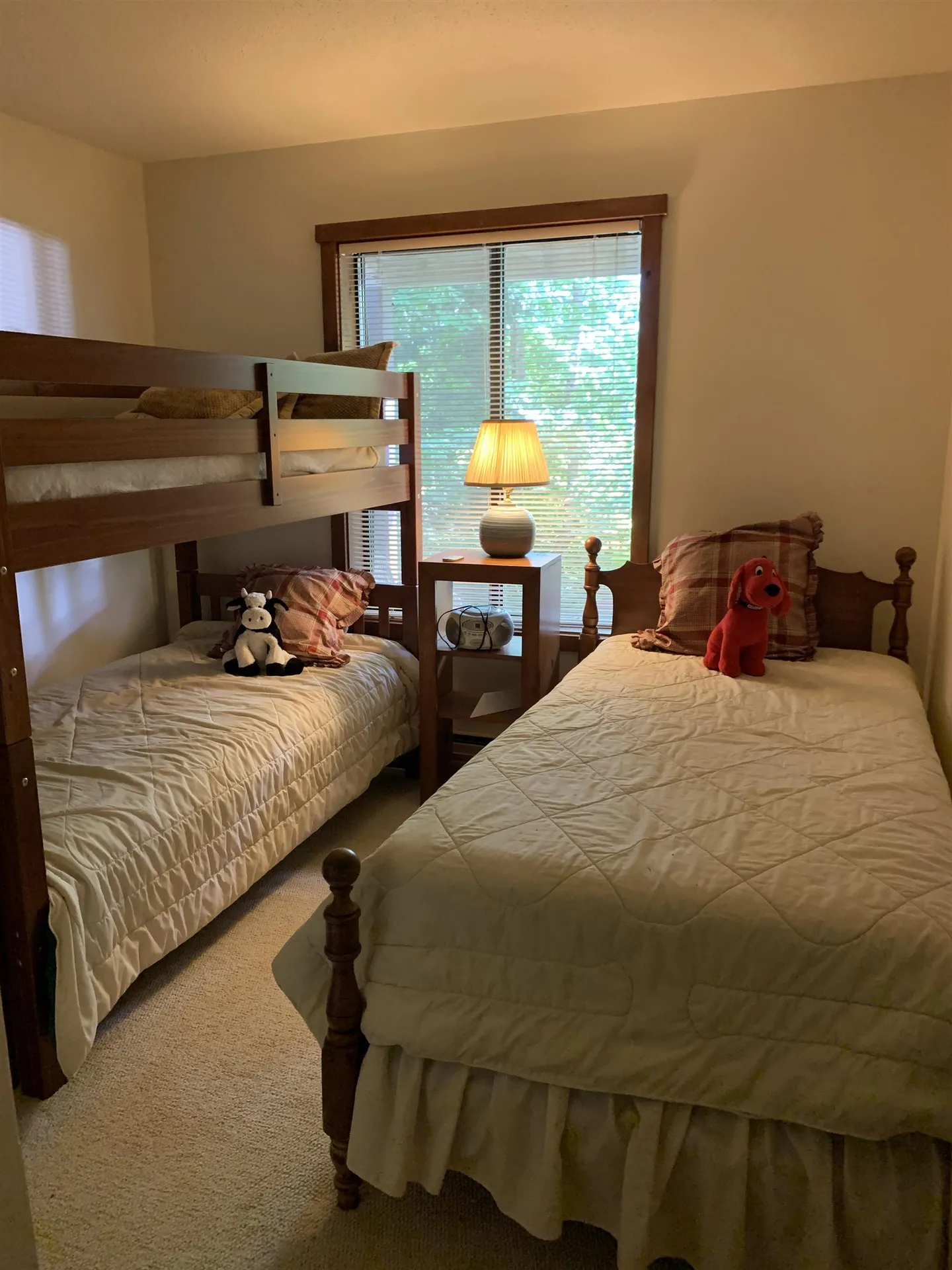 445 Old Quechee Road Hartford VT 05059