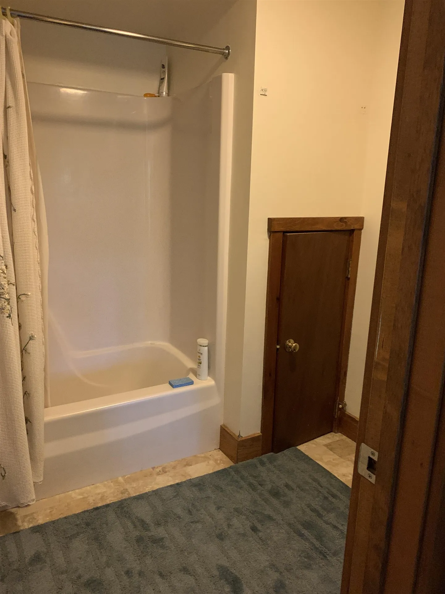 445 Old Quechee Road Hartford VT 05059