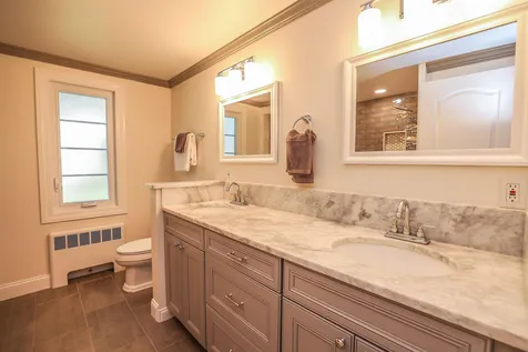 24 Elliott Street Nashua NH 03064