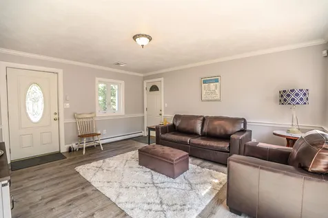 24 Elliott Street Nashua NH 03064