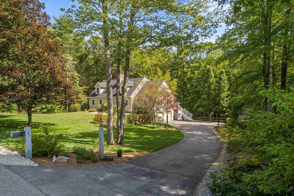 130 Stephen Drive Goffstown NH 03045