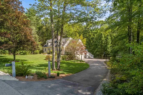 130 Stephen Drive Goffstown NH 03045