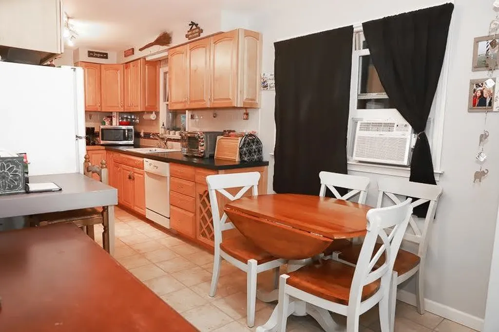 22 Edgewood Drive Essex VT 05452