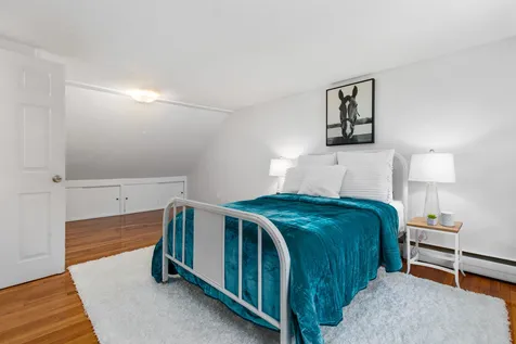 7 Walnut Avenue North Hampton NH 03862