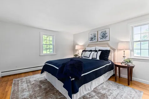 7 Walnut Avenue North Hampton NH 03862