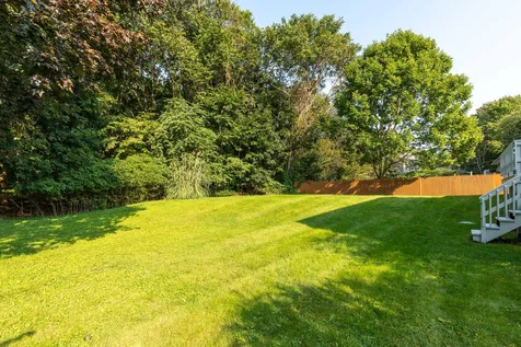 7 Walnut Avenue North Hampton NH 03862