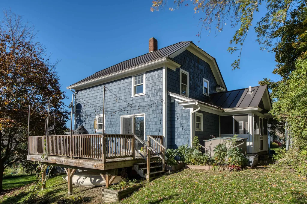 14 Pleasant Street Lebanon NH 03784