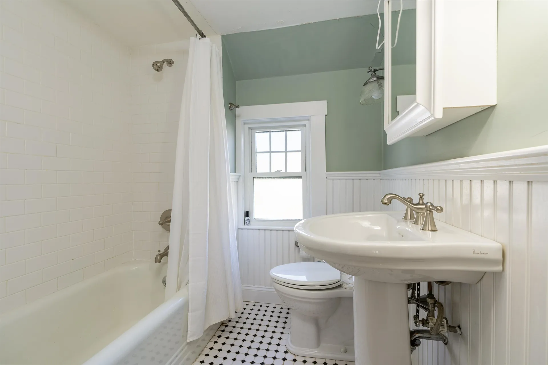 14 Pleasant Street Lebanon NH 03784