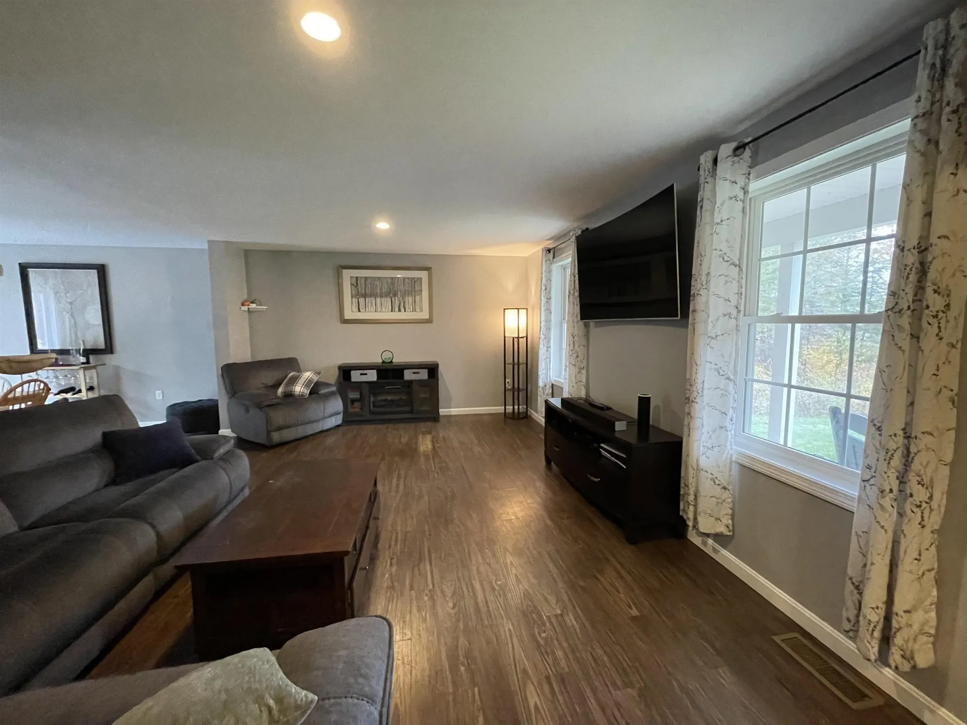 74 Bloomfield Road Deerfield NH 03037