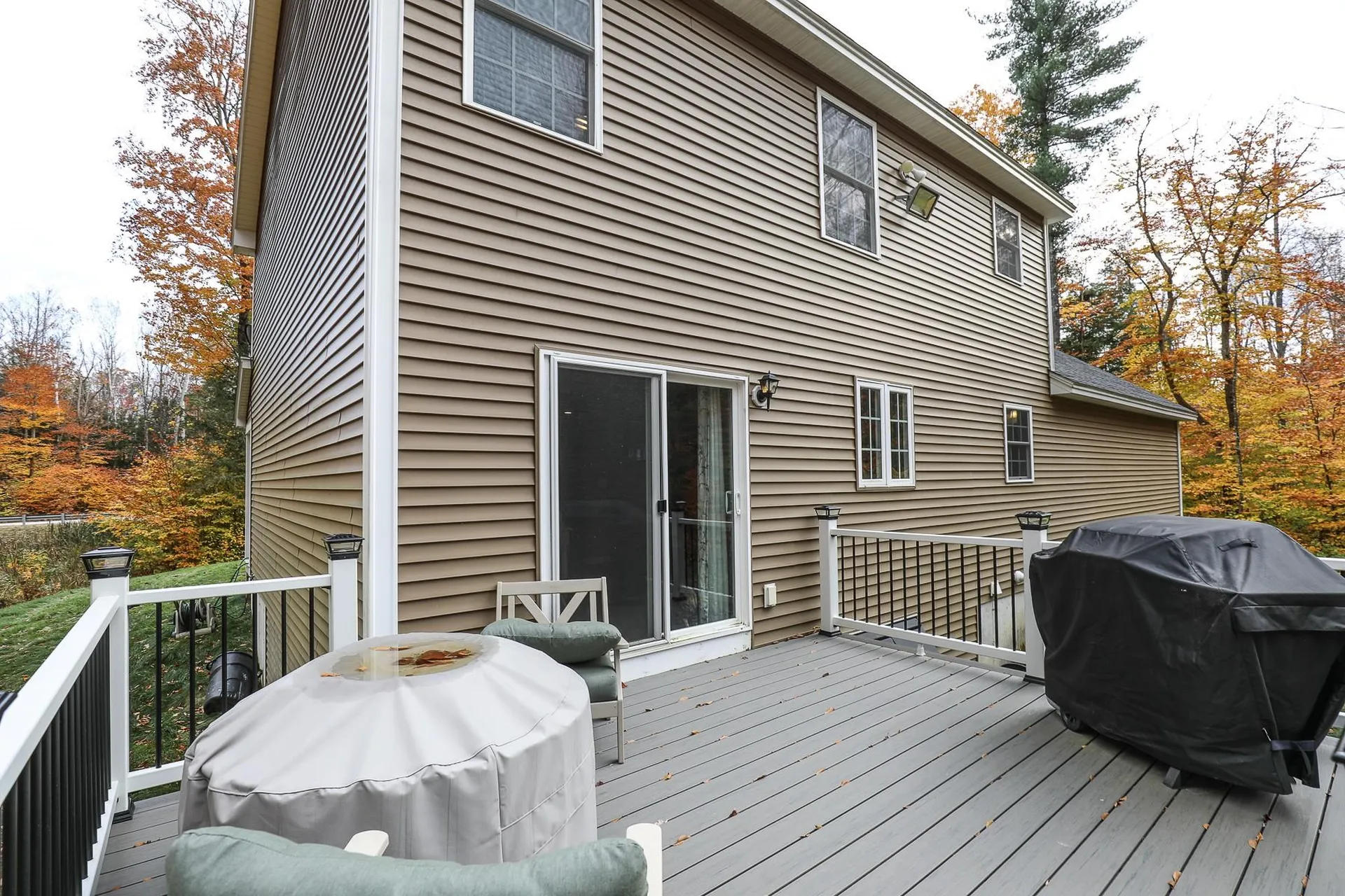 74 Bloomfield Road Deerfield NH 03037