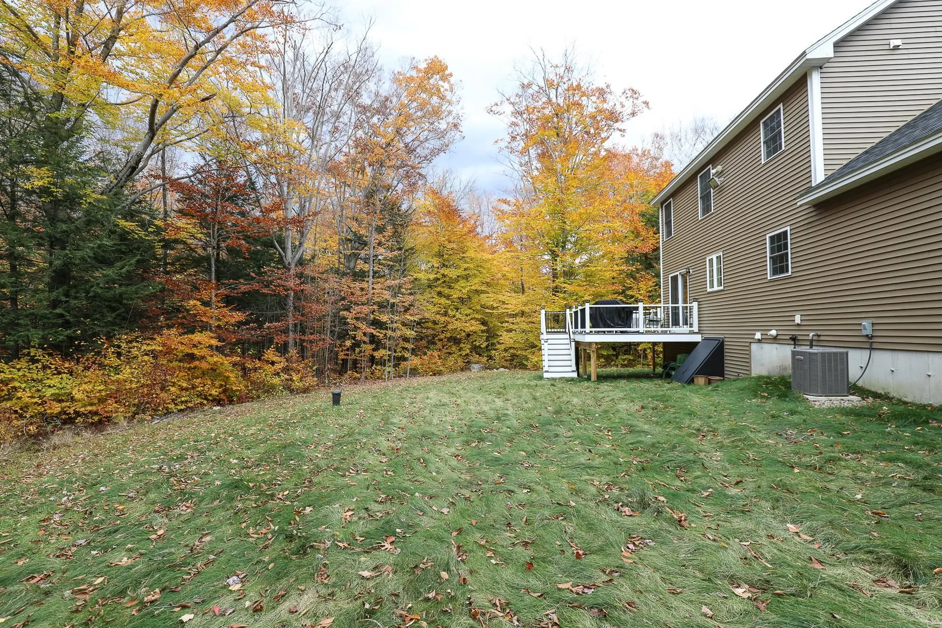 74 Bloomfield Road Deerfield NH 03037
