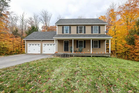 74 Bloomfield Road Deerfield NH 03037