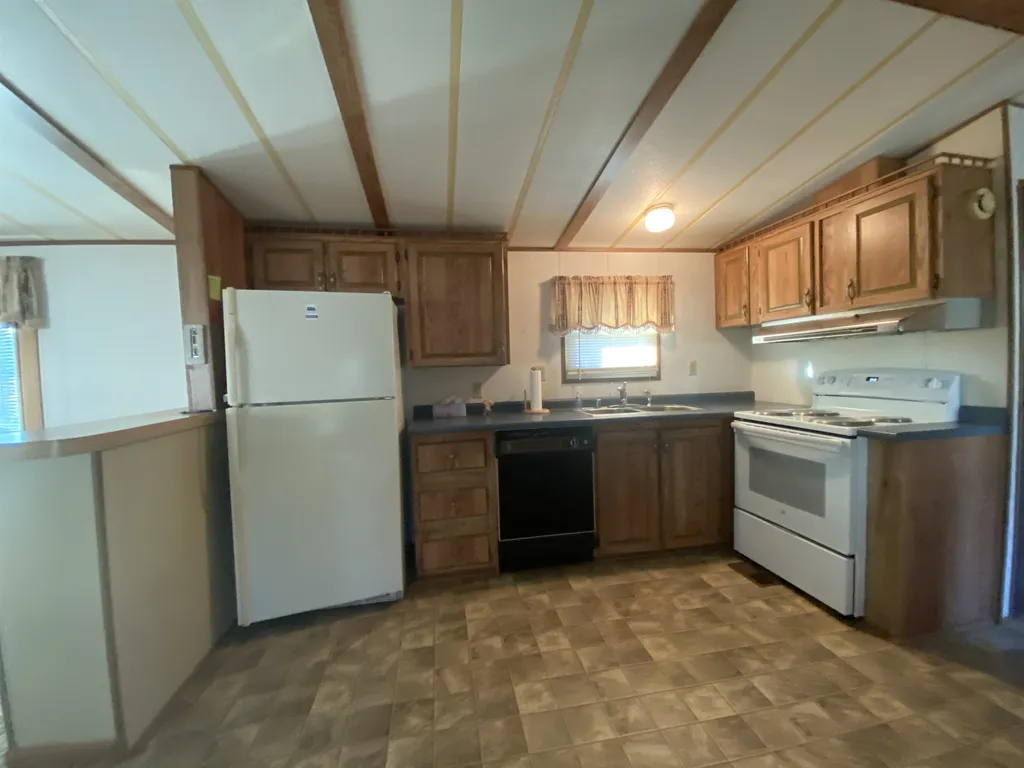 2 Popple Way Newport NH 03773