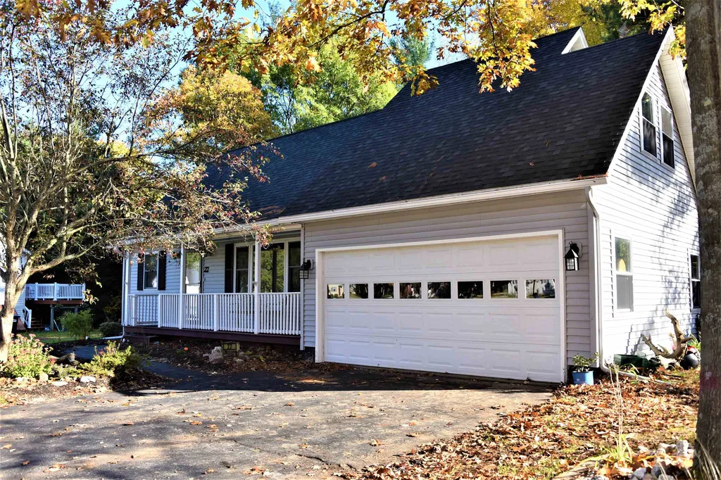 27 Chrisemily Lane Milton VT 05468