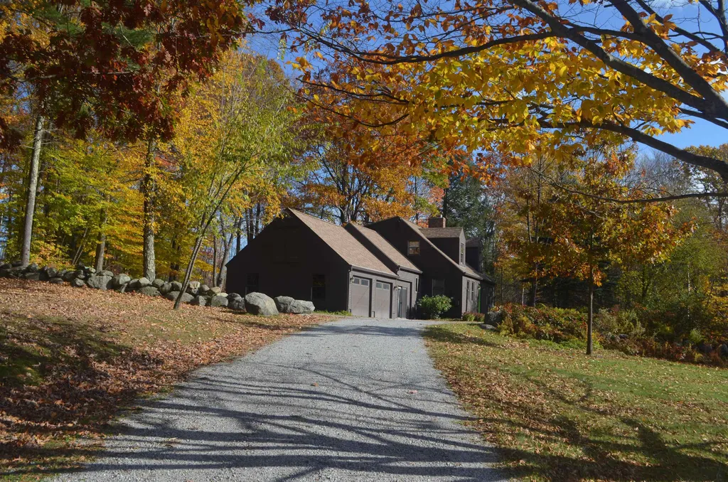 88 Pine Hill Road Henniker NH 03242