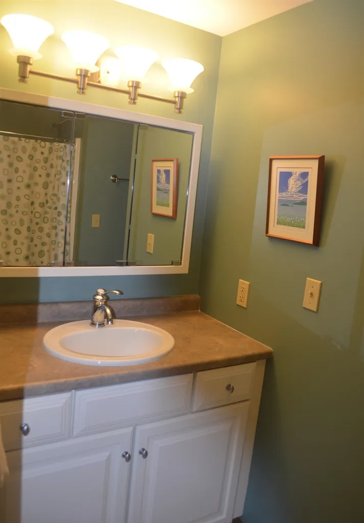 88 Pine Hill Road Henniker NH 03242