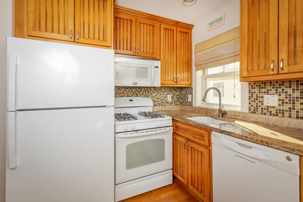 34 River Avenue Hampton NH 03842
