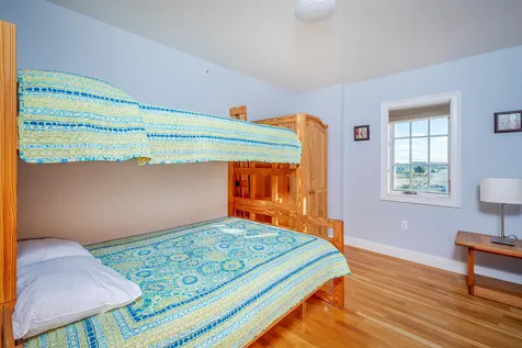 34 River Avenue Hampton NH 03842