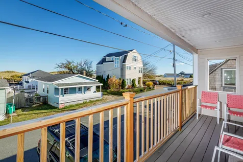 34 River Avenue Hampton NH 03842