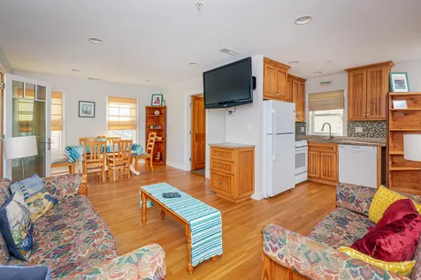 34 River Avenue Hampton NH 03842