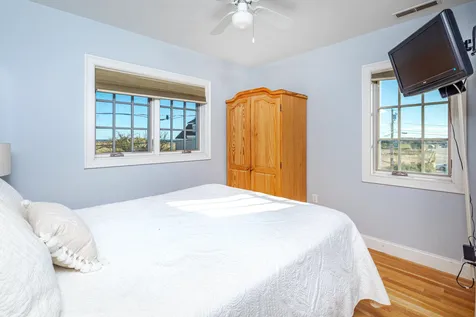 34 River Avenue Hampton NH 03842