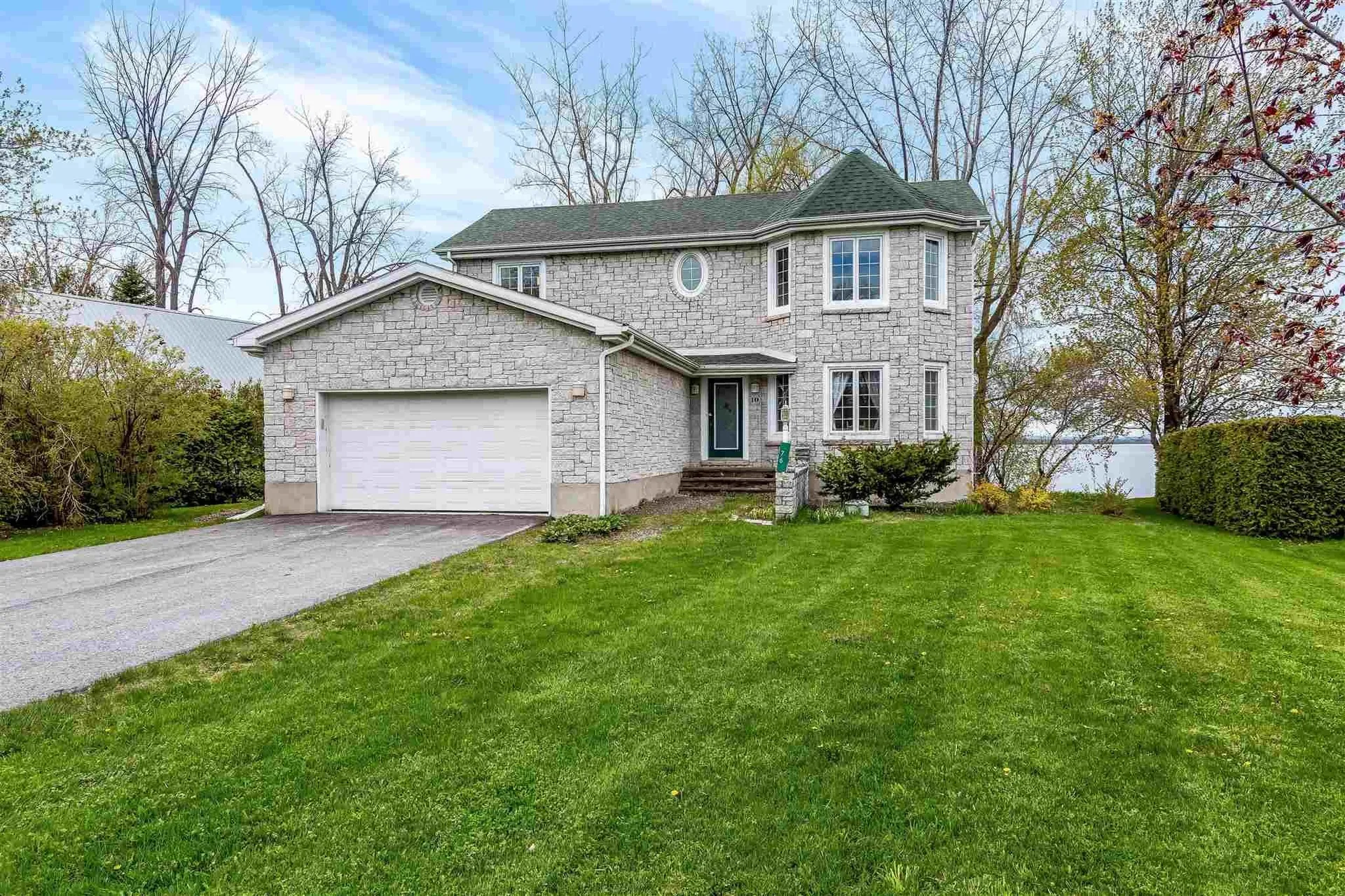 76 Mott.s. Street Alburgh VT 05440