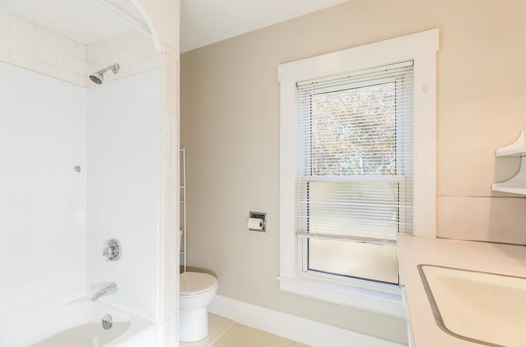 224 Atlantic Avenue North Hampton NH 03862