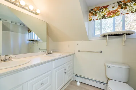 224 Atlantic Avenue North Hampton NH 03862