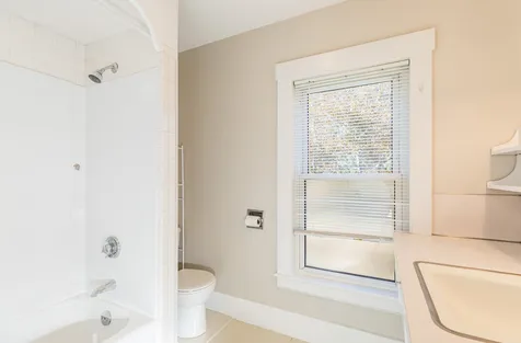 224 Atlantic Avenue North Hampton NH 03862