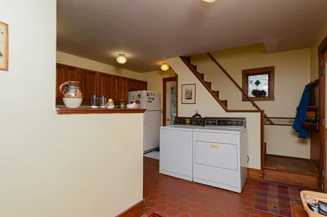 143 Crawley Falls Road Brentwood NH 03833