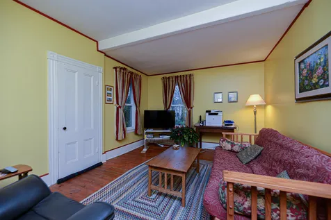 143 Crawley Falls Road Brentwood NH 03833