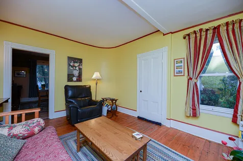 143 Crawley Falls Road Brentwood NH 03833