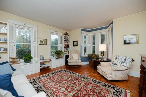 143 Crawley Falls Road Brentwood NH 03833